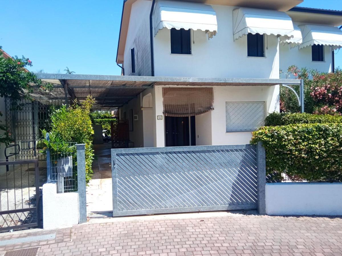 Luxury Villa Duna Verde Buitenkant foto